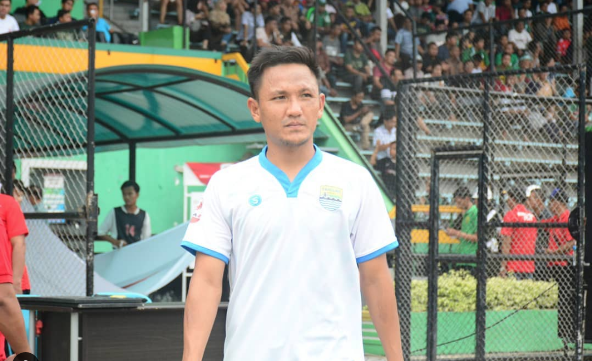Faumi Syahreza dalam balutan Bandung United | Photo Instagram