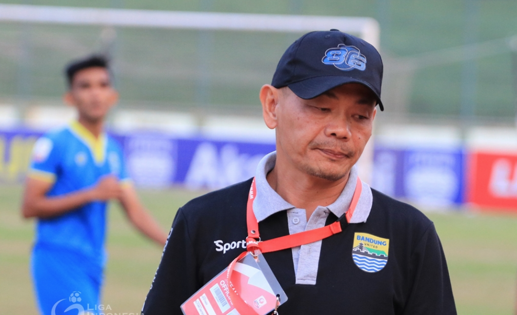 Pelatih Blitar Bandung United Liestiadi mundur | Fto LIB